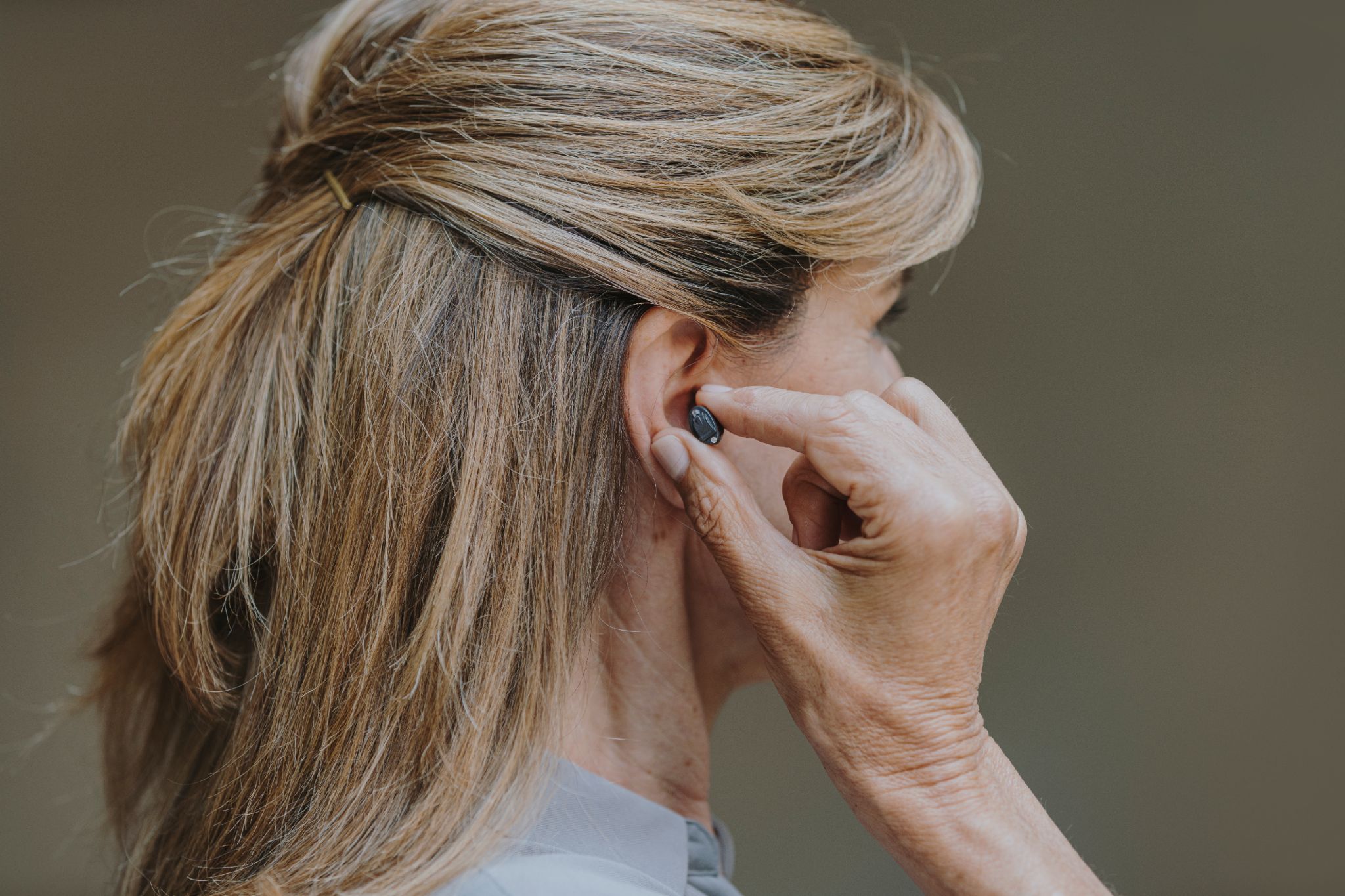 Why does my hearing aid whistle? Causes & prevention Earpros UK