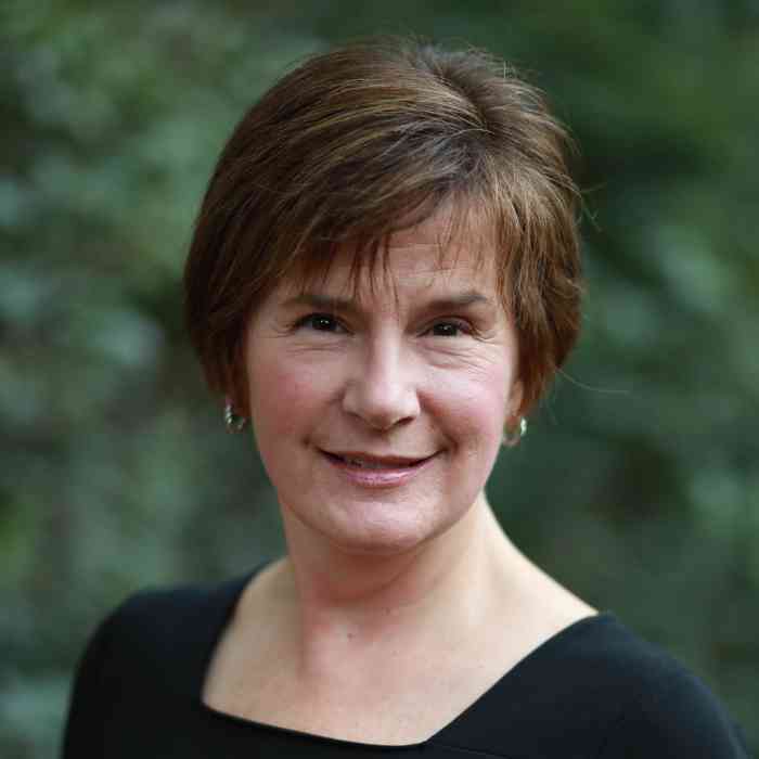 Photo of Dr. Carrie Meyer